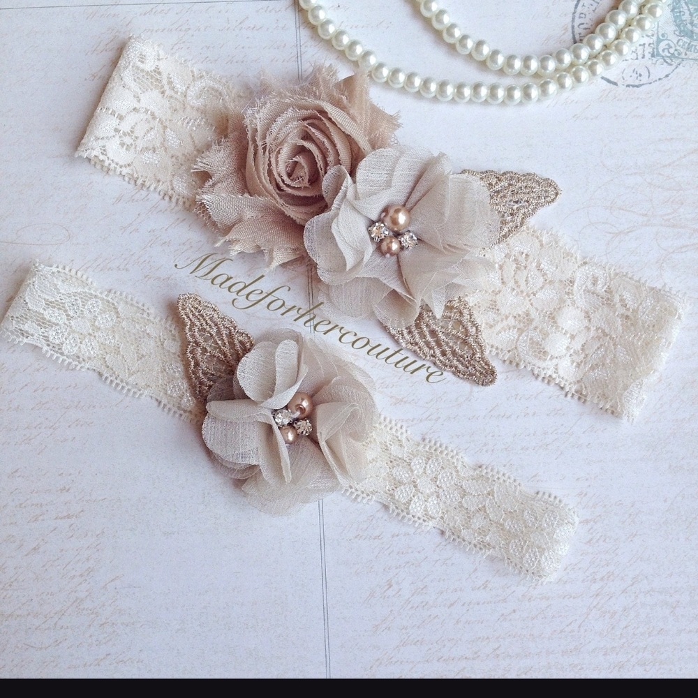 Elegant Cream Lace Wedding Garter with Floral Accent